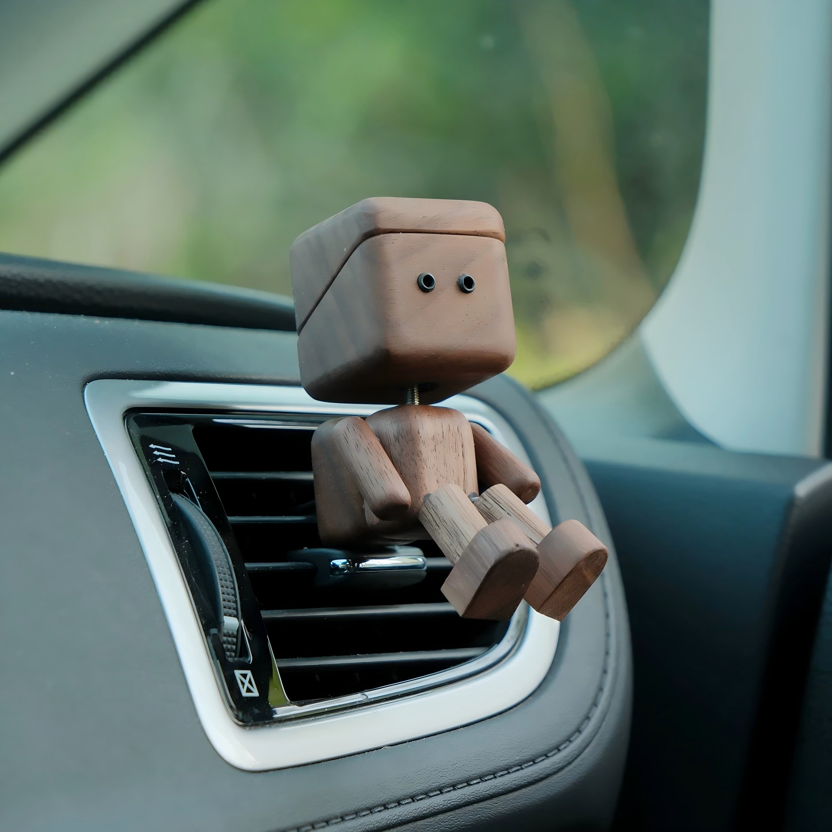 Wobbly Leg Woody Wooden Car Air Freshener, Cute Swing Leg Figurine Car Vent Ornament, Creative Gift Decor